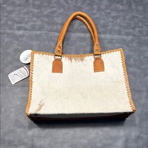 American Darling Cream and Tan Leather Tote